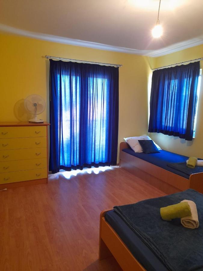 Holiday Home Anita Unesic Ngoại thất bức ảnh