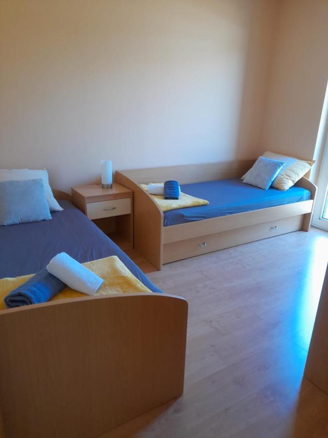Holiday Home Anita Unesic Ngoại thất bức ảnh
