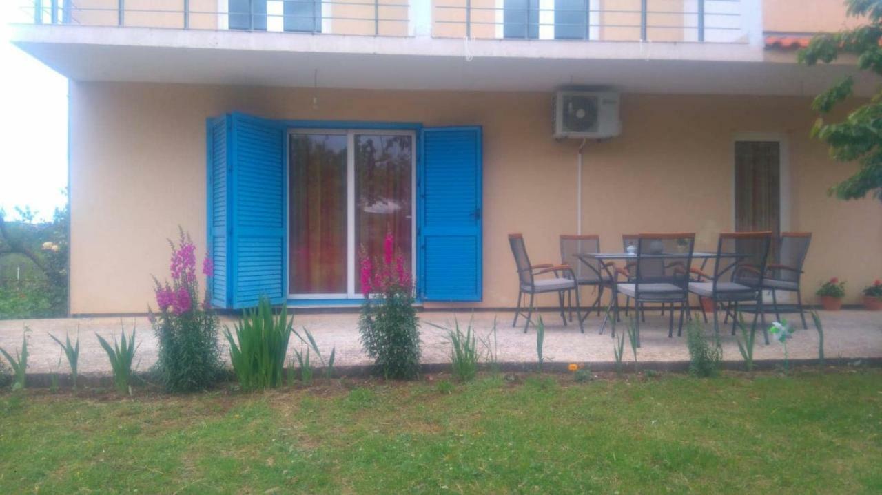Holiday Home Anita Unesic Ngoại thất bức ảnh